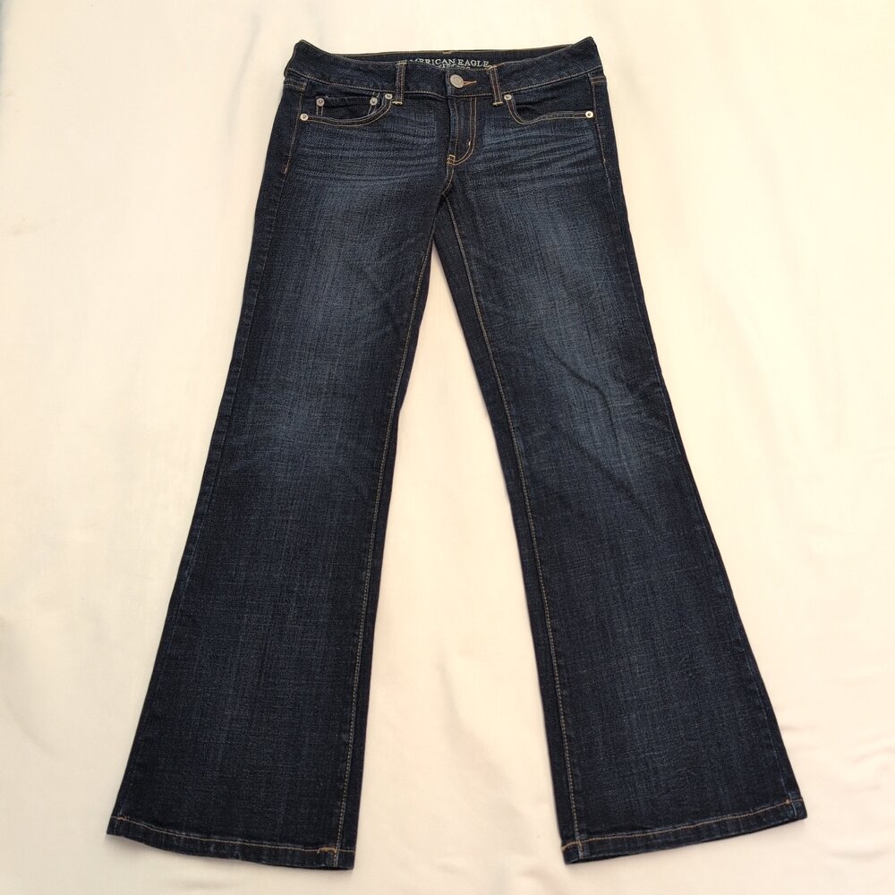 American Eagle Boyfriend Jeans Dark Wash Size 6 - Picture 2 of 13